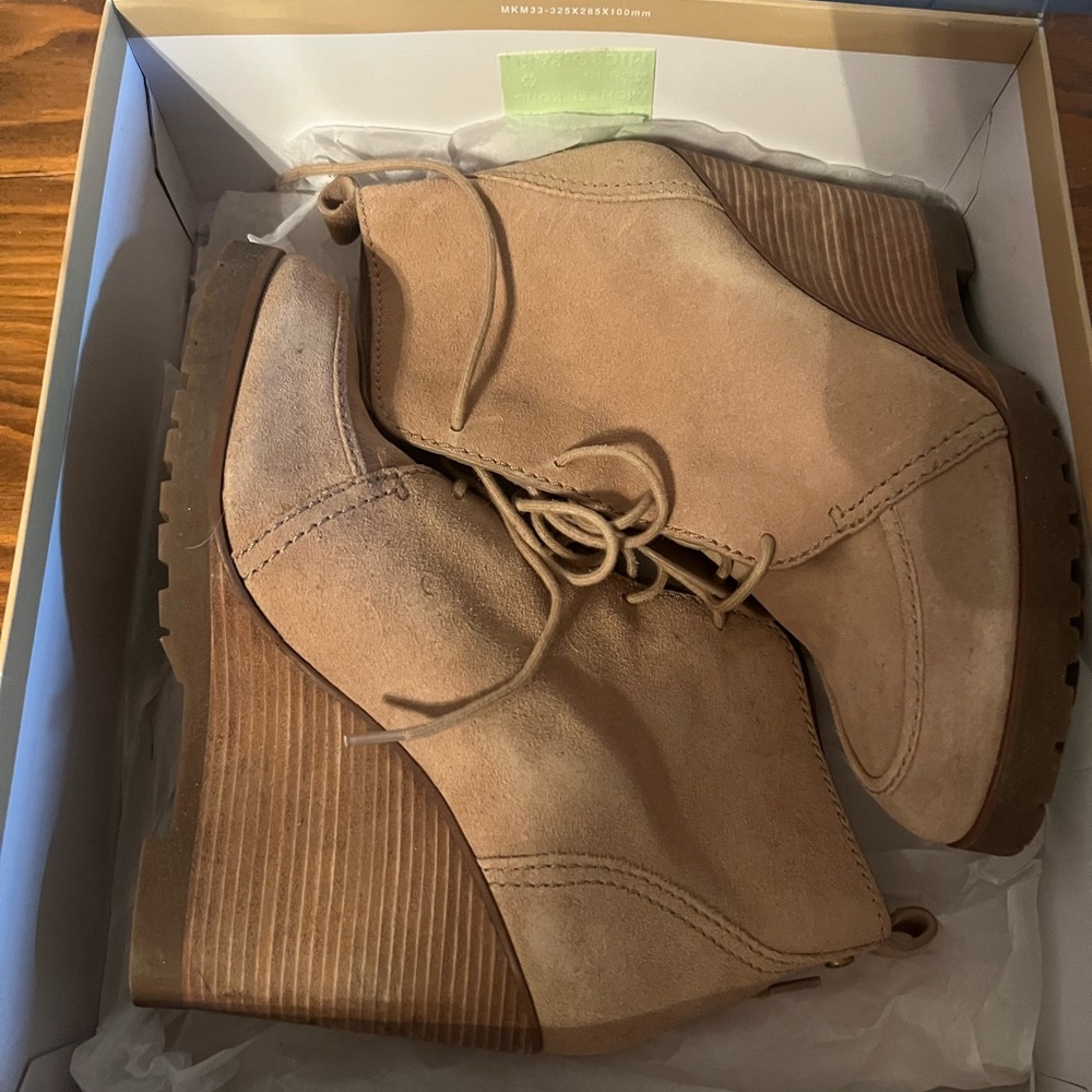 TOMS Tan Suede Wedge Booties